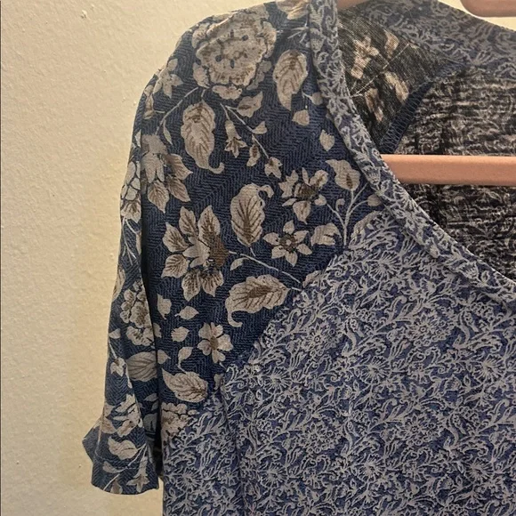 Lucky Brand Blue Floral Lace Blouse - Picture 4 of 6